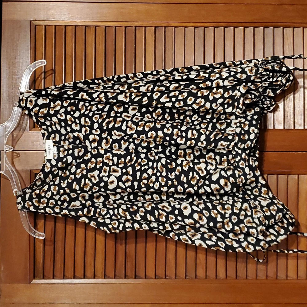 Umgee child shoulder blouse